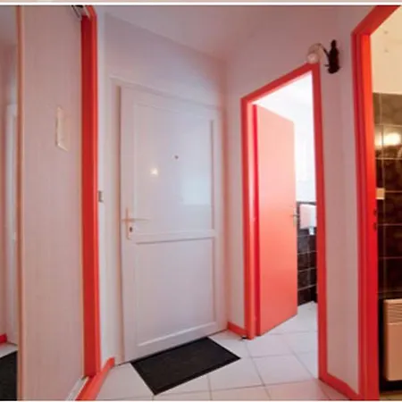 Logis - Restaurant L Enclos Motel Donneville